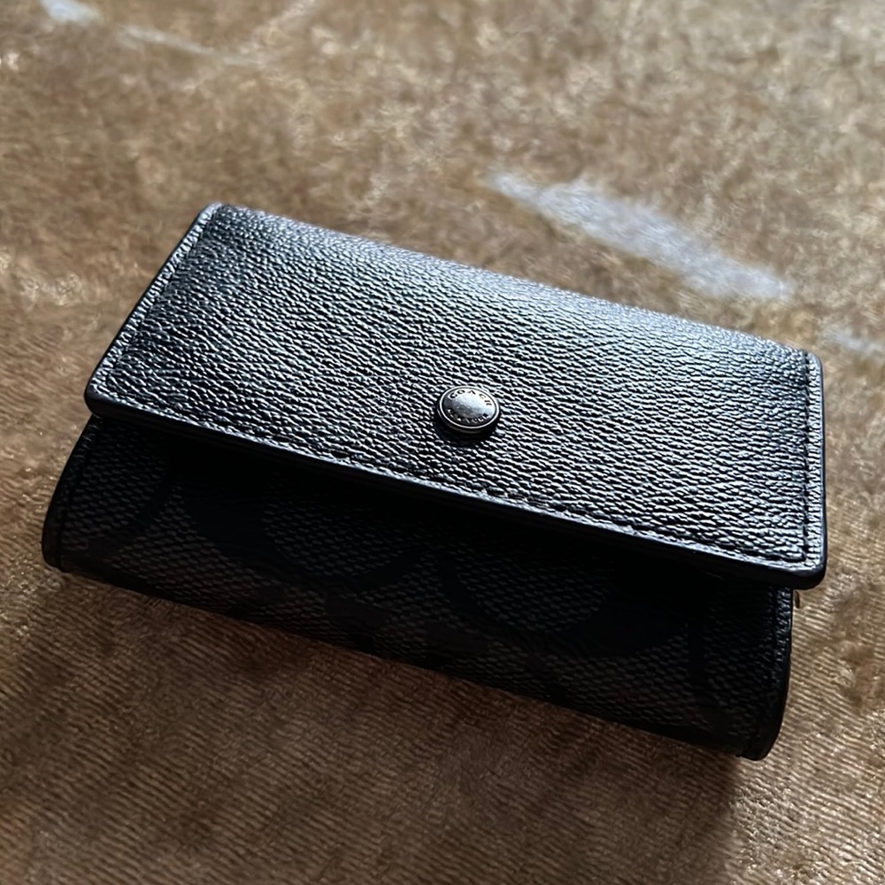 COACH 5 Ring Key Case